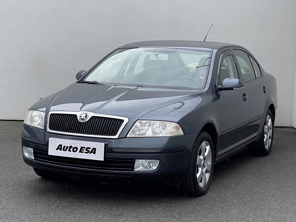 Škoda Octavia II 1.6 MPi Ambiente