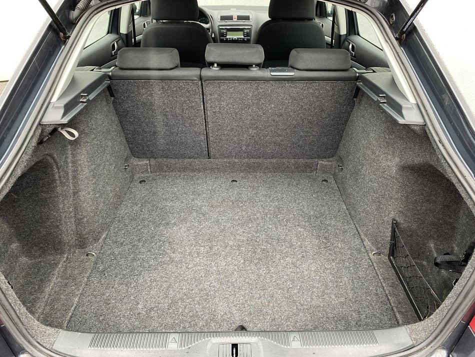 Škoda Octavia II 1.6 MPi Ambiente