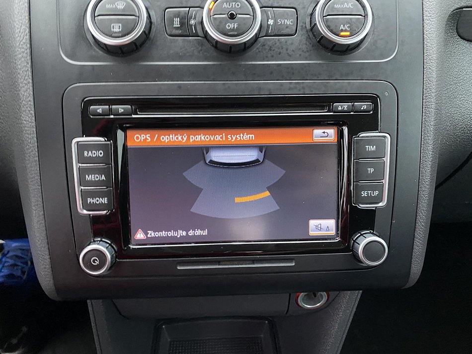 Volkswagen Touran 2.0 TDi  7míst