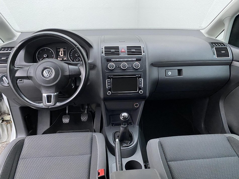 Volkswagen Touran 2.0 TDi  7míst