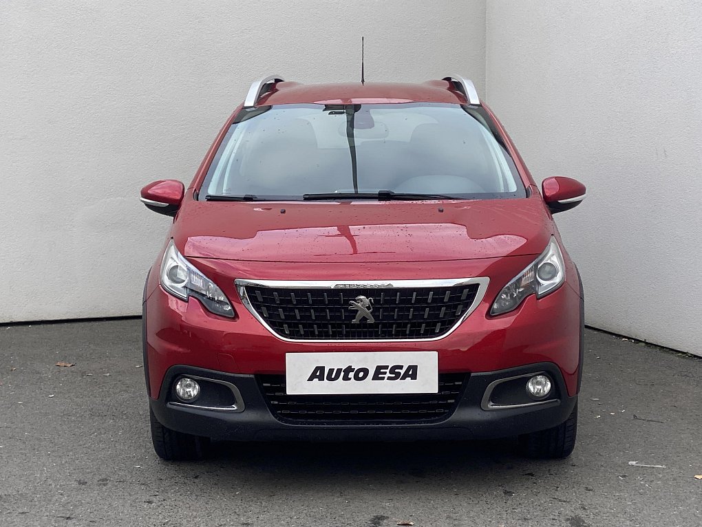 Peugeot 2008 1.2 PT Signature
