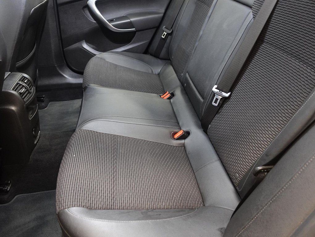 Opel Insignia 2.0CDTi 