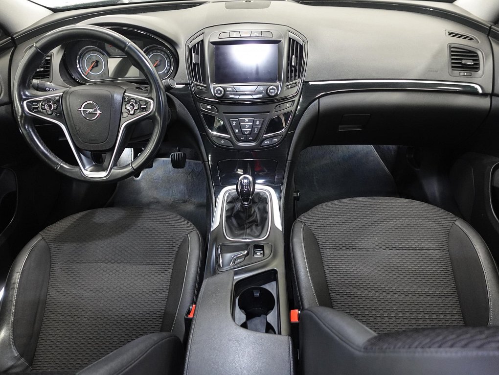 Opel Insignia 2.0CDTi 