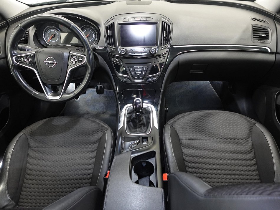 Opel Insignia 2.0CDTi 