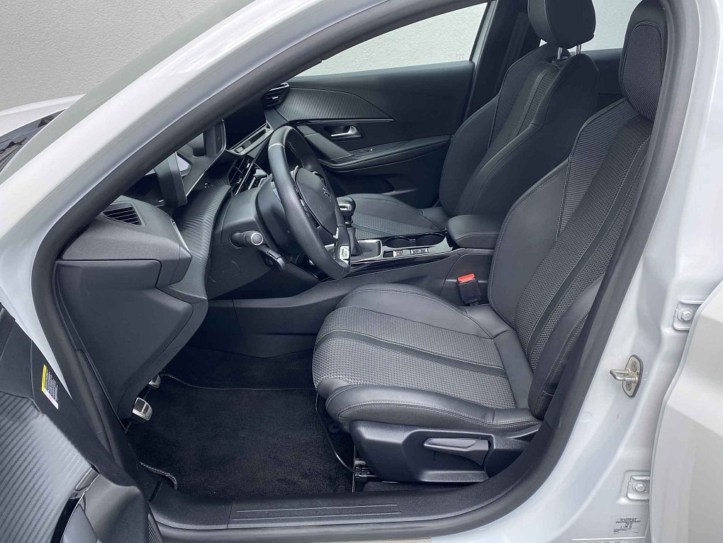Peugeot 208 1.2PT GT