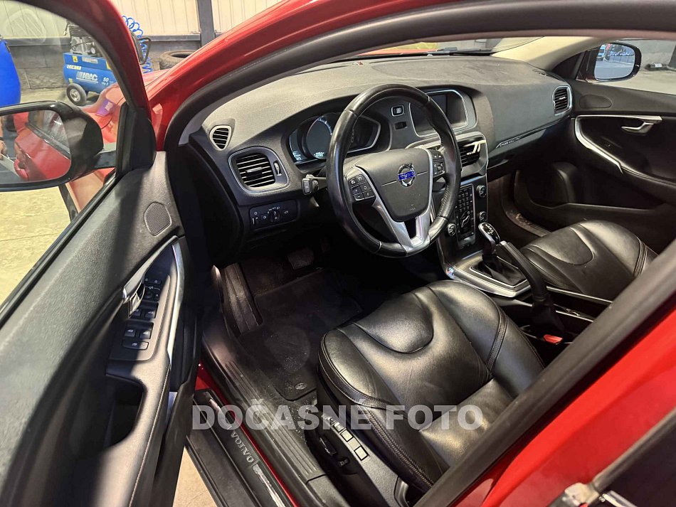 Volvo V40 2.0 D 