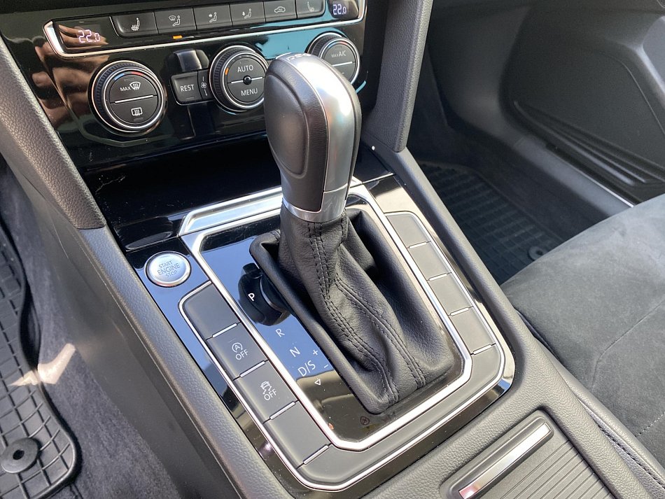 Volkswagen Passat 2.0 TDi Highline