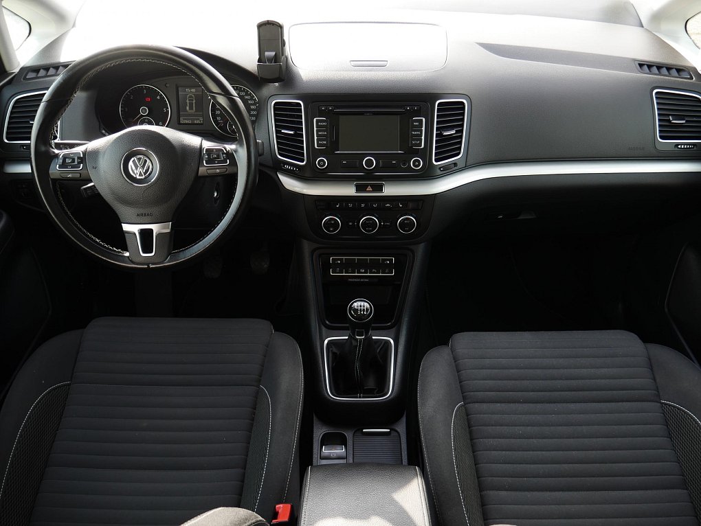 Volkswagen Sharan 2.0 TDI 