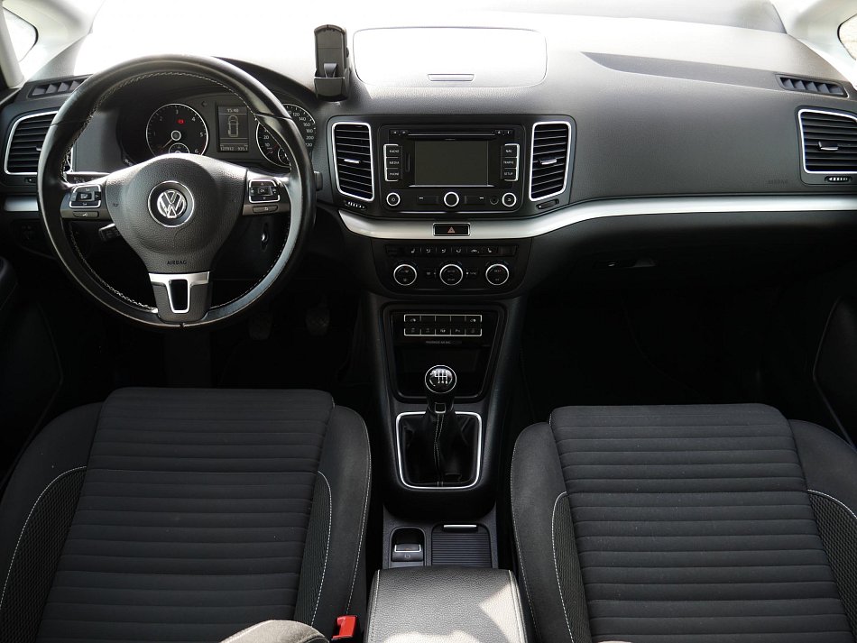 Volkswagen Sharan 2.0 TDI 