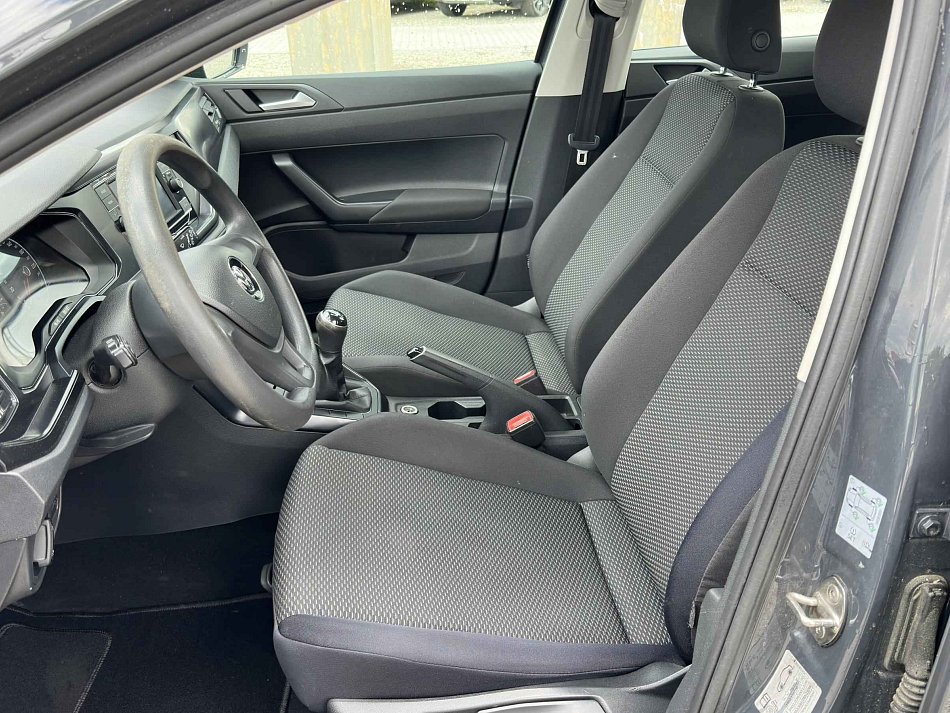 Volkswagen Polo 1.0i 