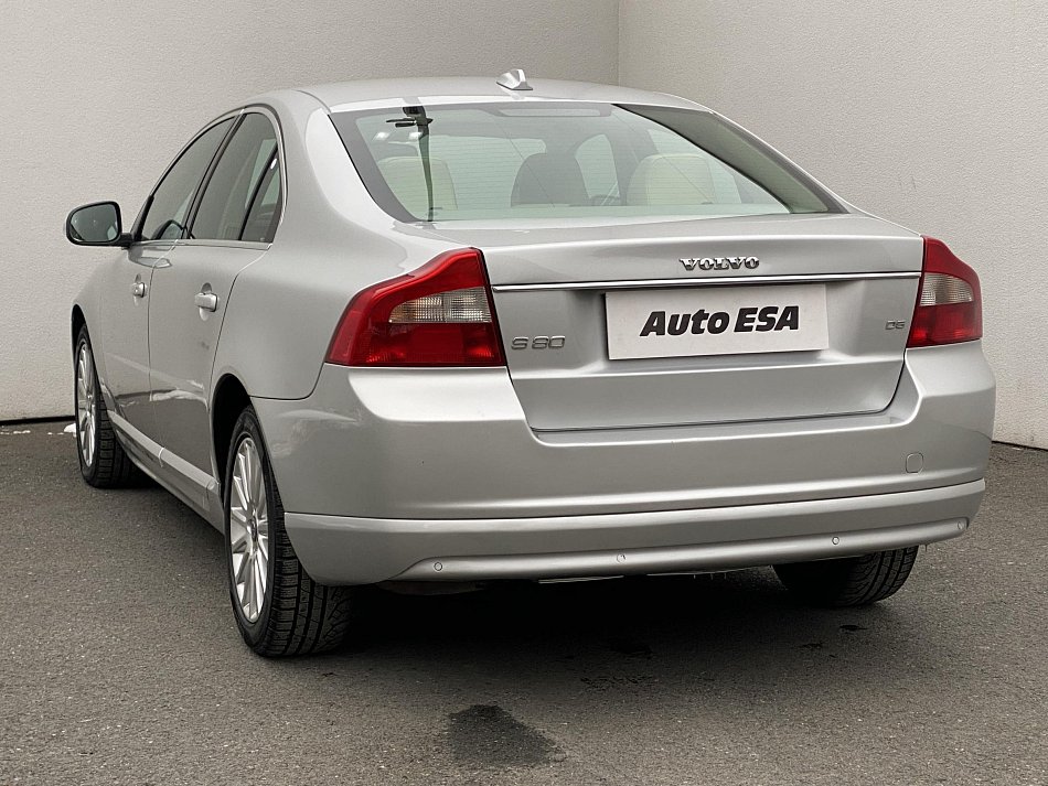 Volvo S80 2.4 D5 