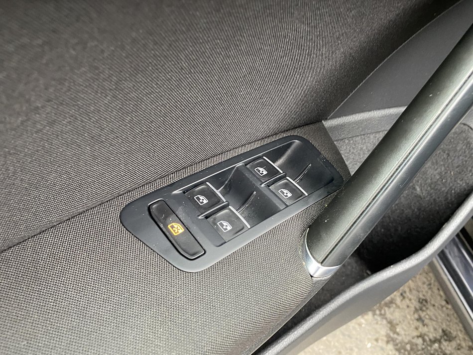 Volkswagen Golf 1.5 TSi Highline