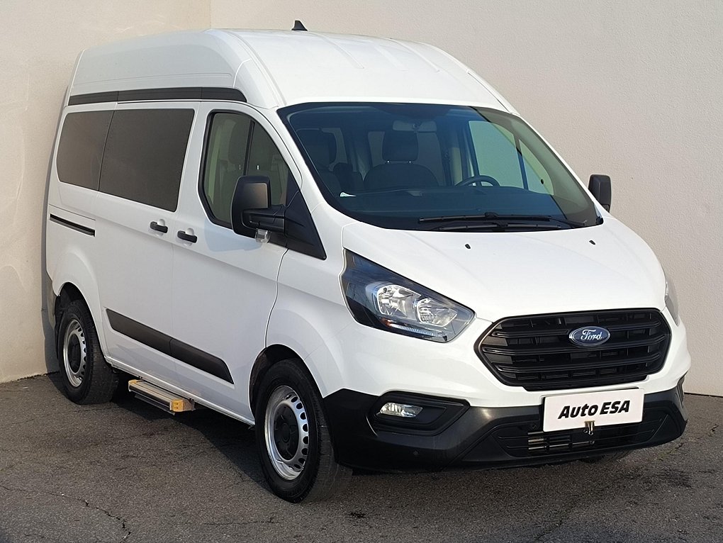 Ford Transit Custom 2.0TDCi  L1H2 9míst