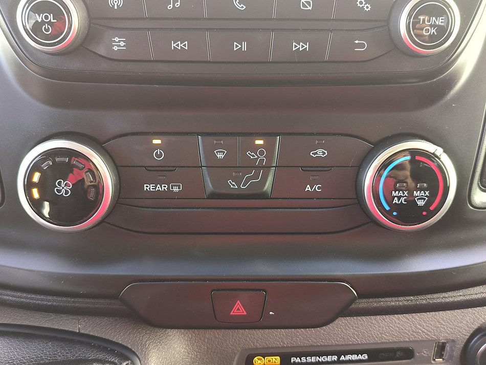 Ford Transit Custom 2.0TDCi  L1H2 9míst