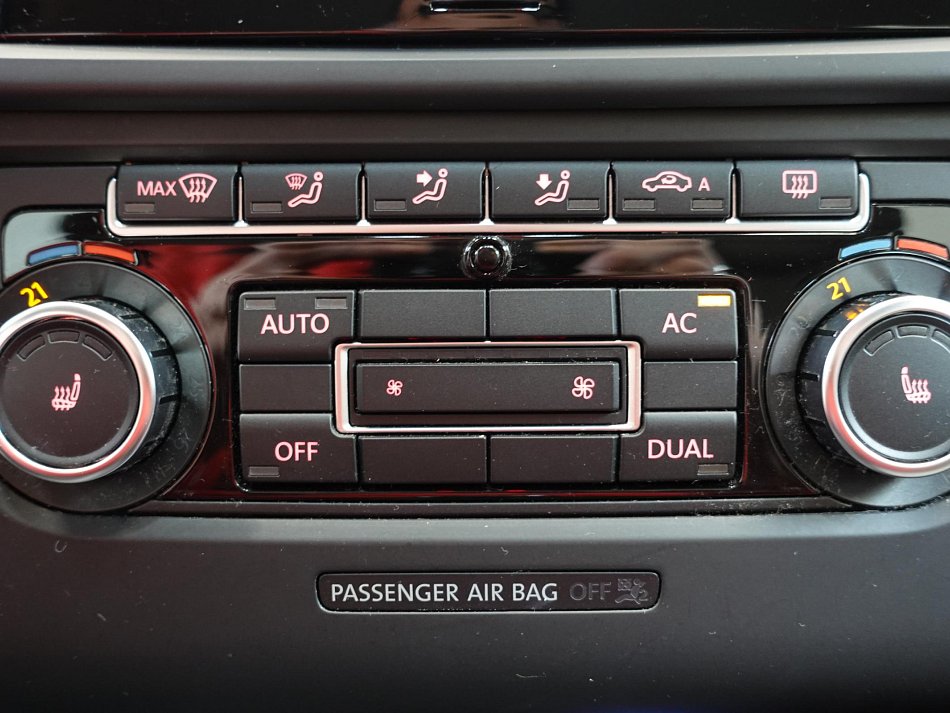 Volkswagen Golf 2.0TDi 