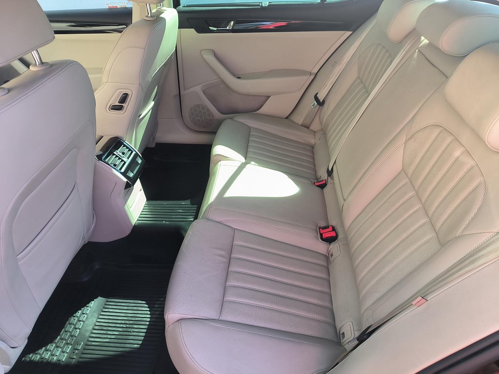 Škoda Superb III 2.0 TDi L&K