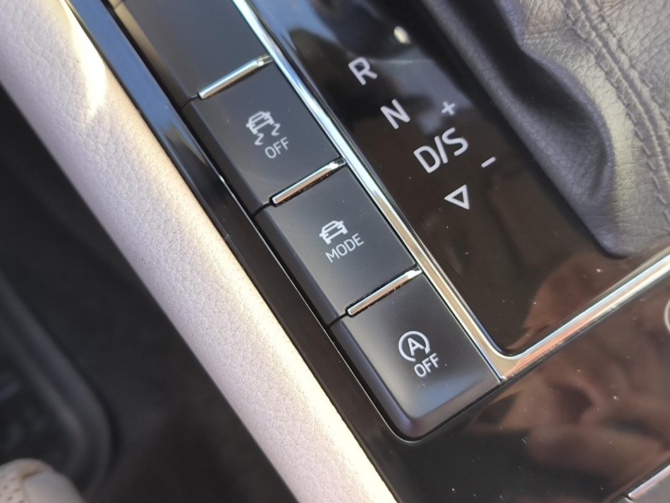 Škoda Superb III 2.0 TDi L&K