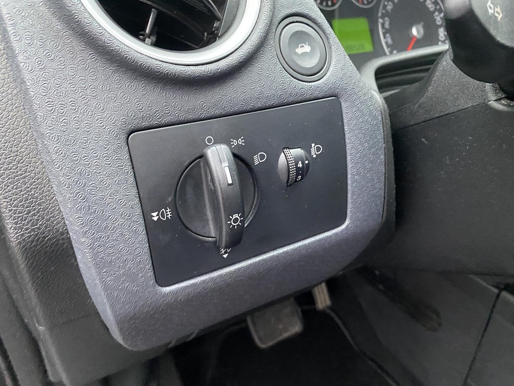 Ford Fusion 1.6 i 