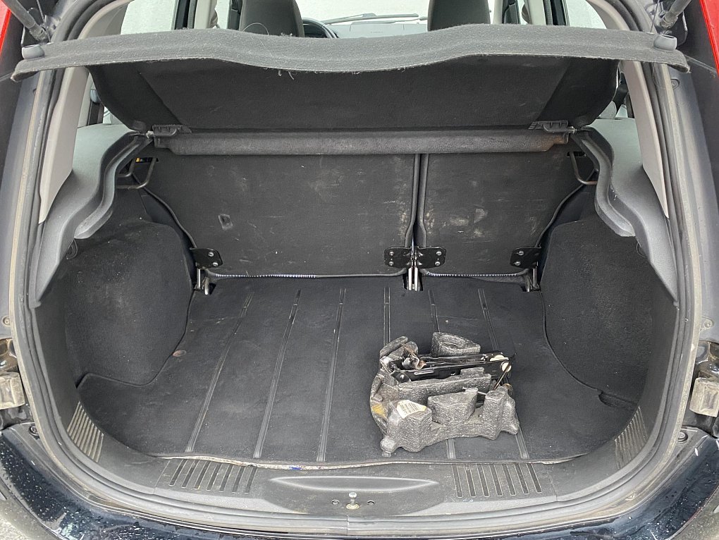Ford Fusion 1.6 i 