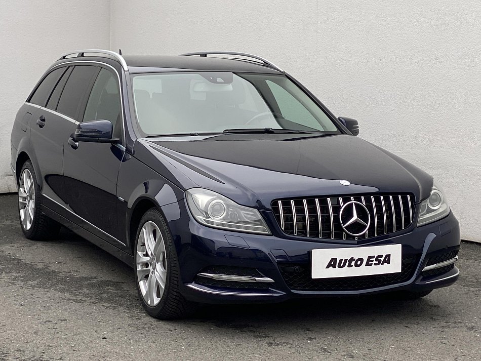 Mercedes-Benz Třída C 3.0 CDi  C300 4Matic