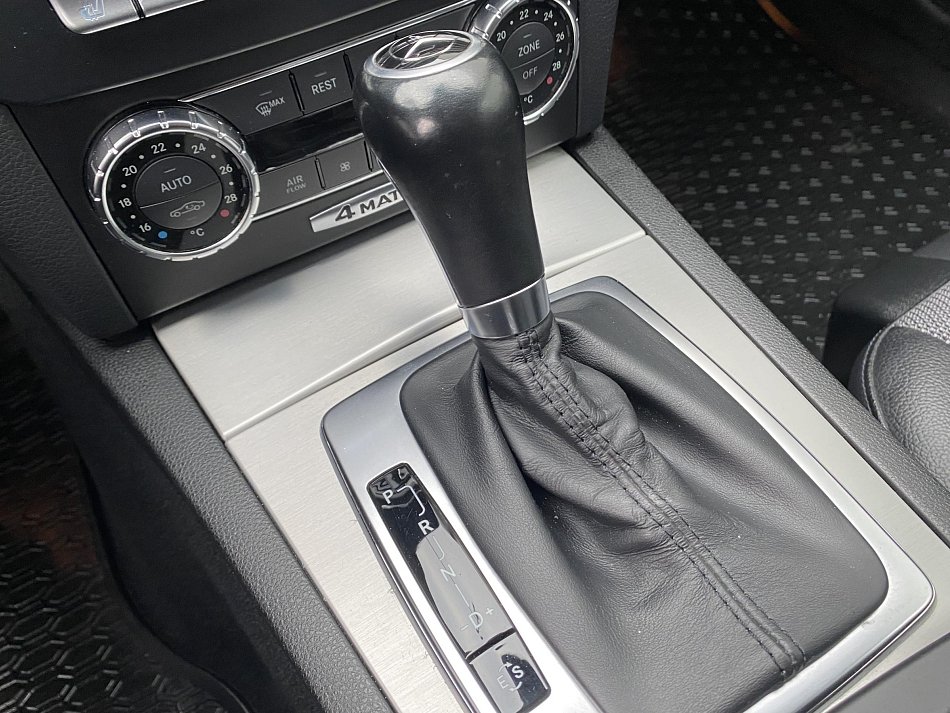 Mercedes-Benz Třída C 3.0 CDi  C300 4Matic