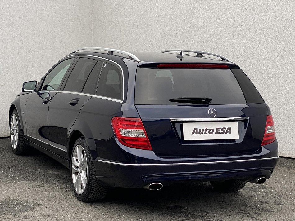 Mercedes-Benz Třída C 3.0 CDi  C300 4Matic