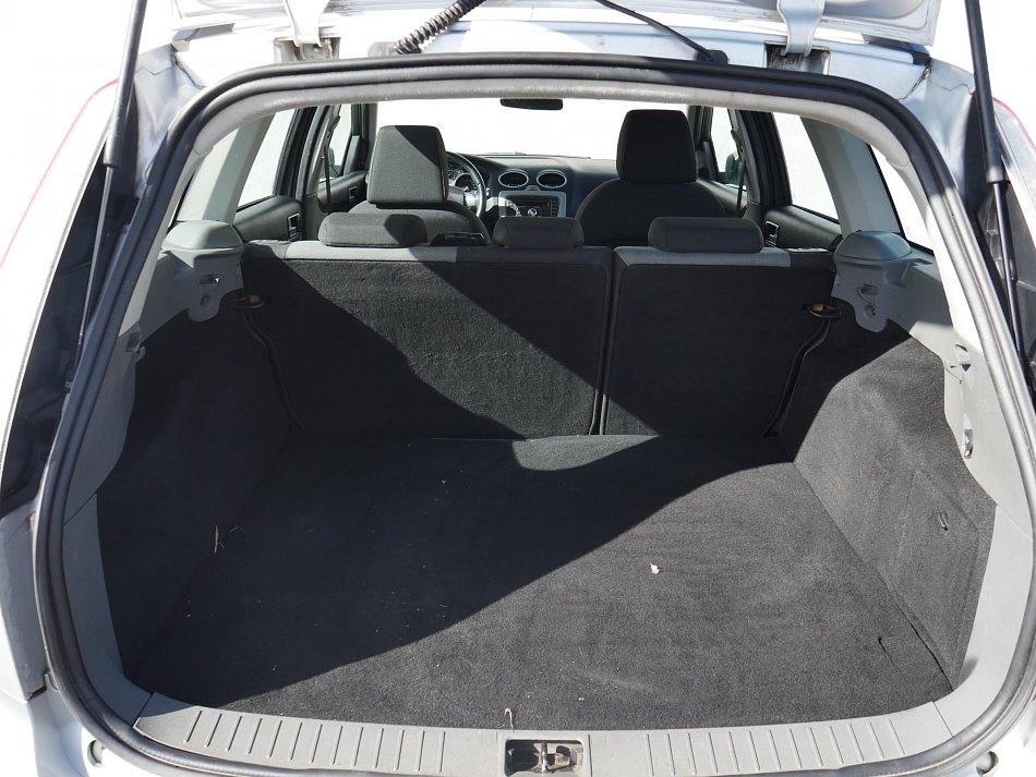 Ford Focus 1.6i 