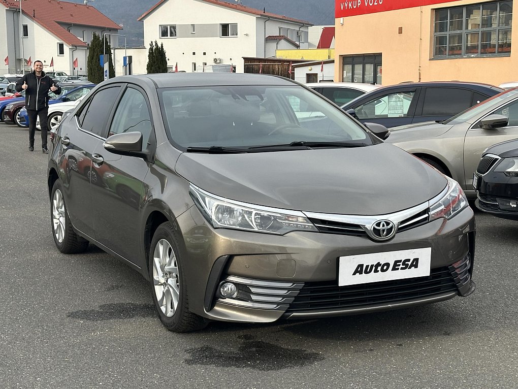 Toyota Corolla 1.6 VVTi 