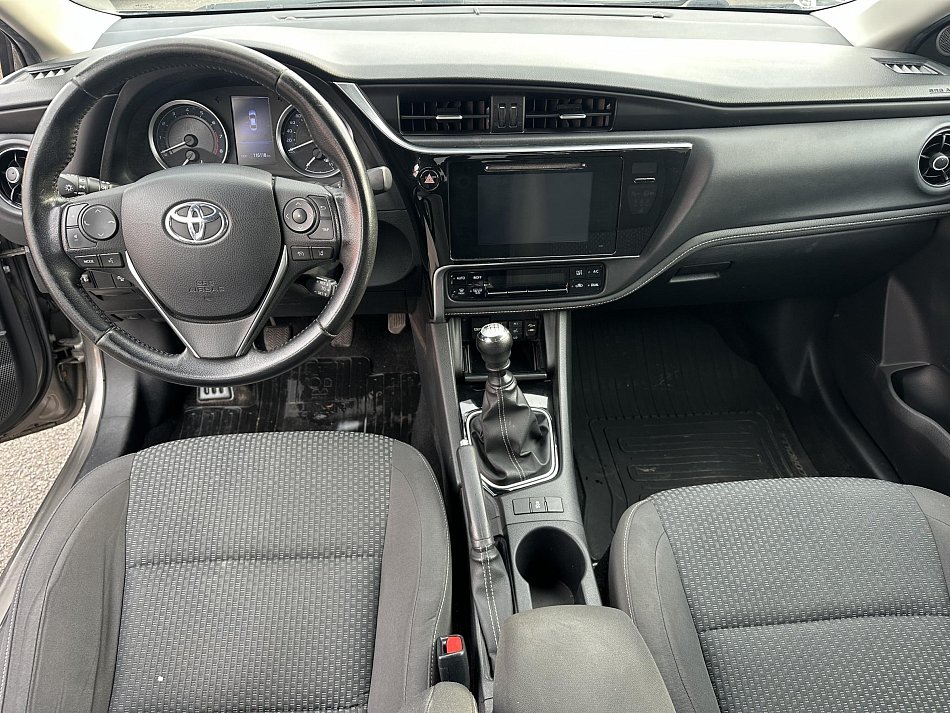 Toyota Corolla 1.6 VVTi 