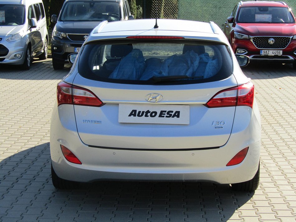 Hyundai I30 1.6i 