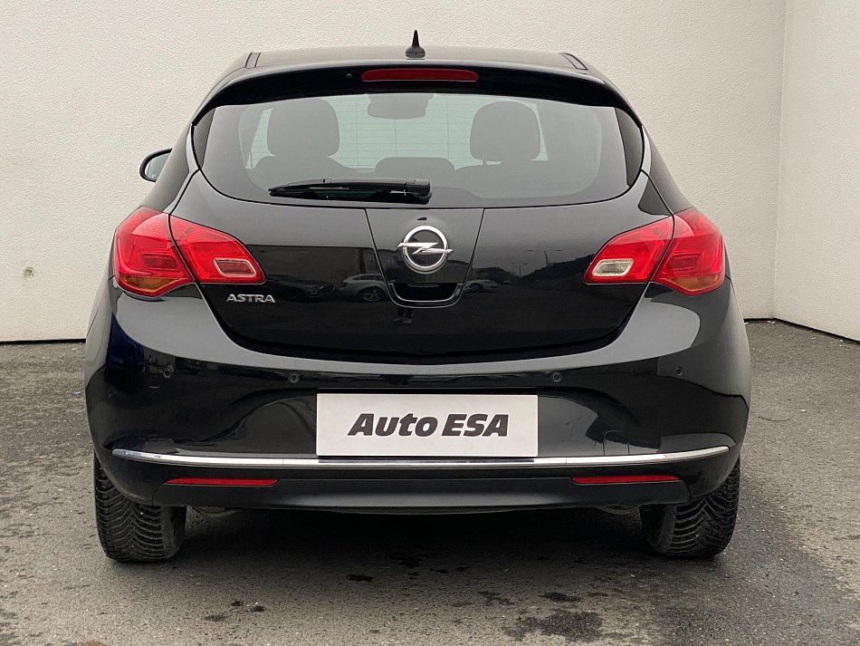 Opel Astra 1.4T 