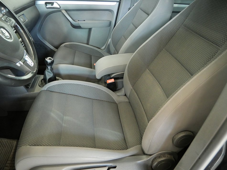 Volkswagen Touran 1.6TDi 