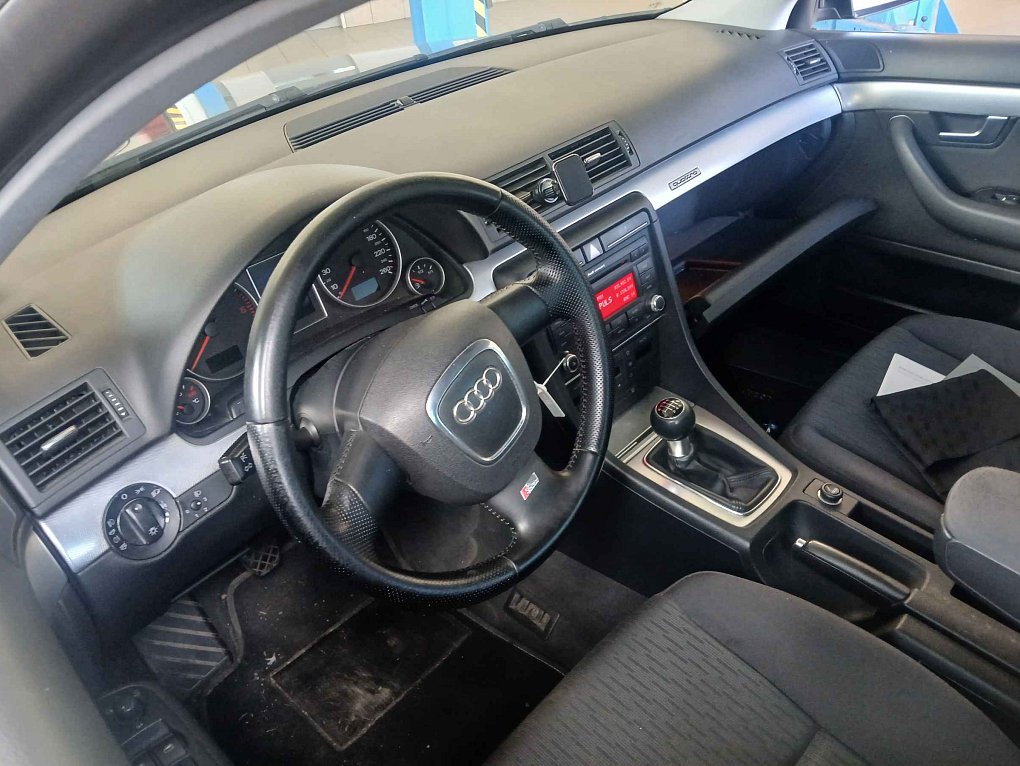 Audi A4 2.0 TDI 