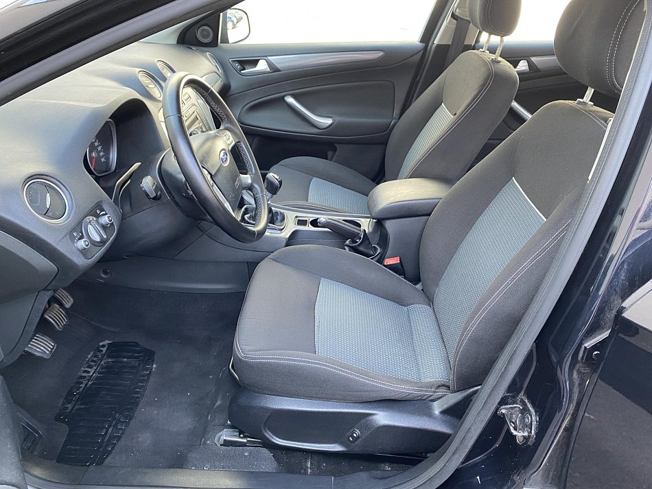 Ford Mondeo 2.0 TDCi 