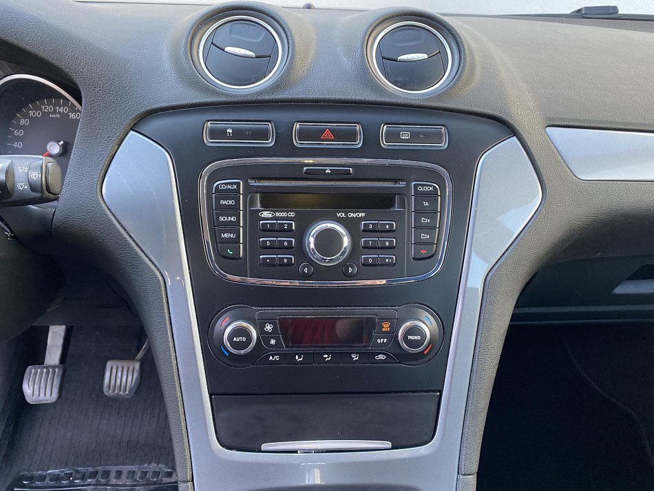 Ford Mondeo 2.0 TDCi 