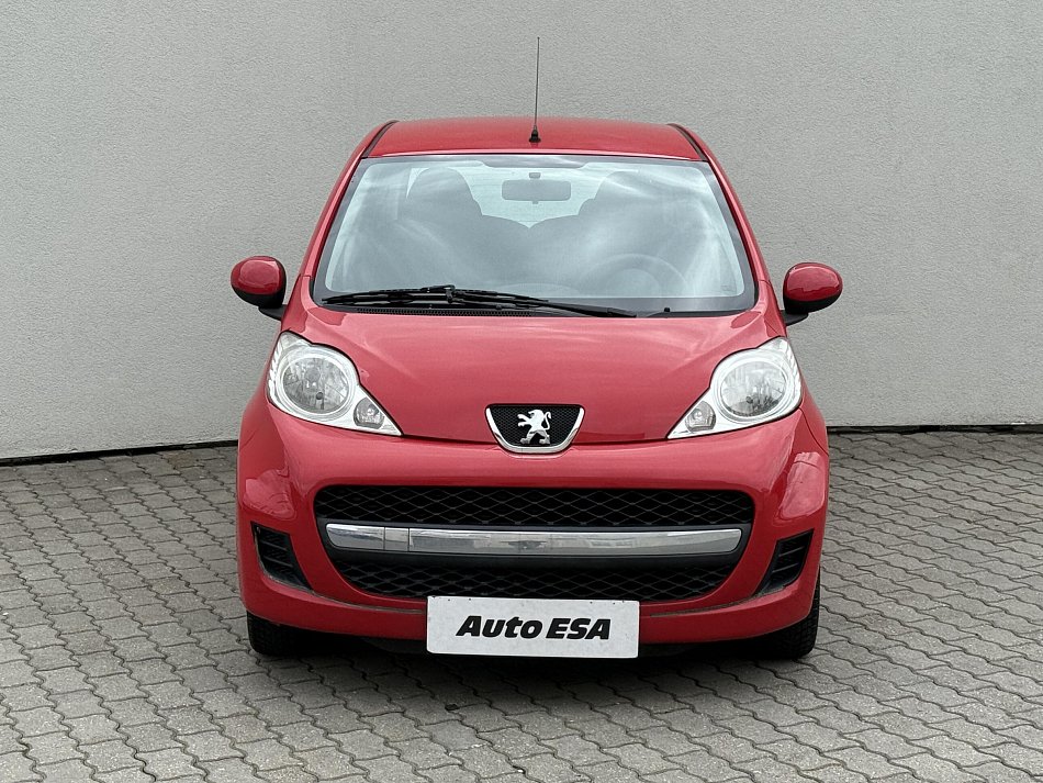 Peugeot 107 1.0 i 
