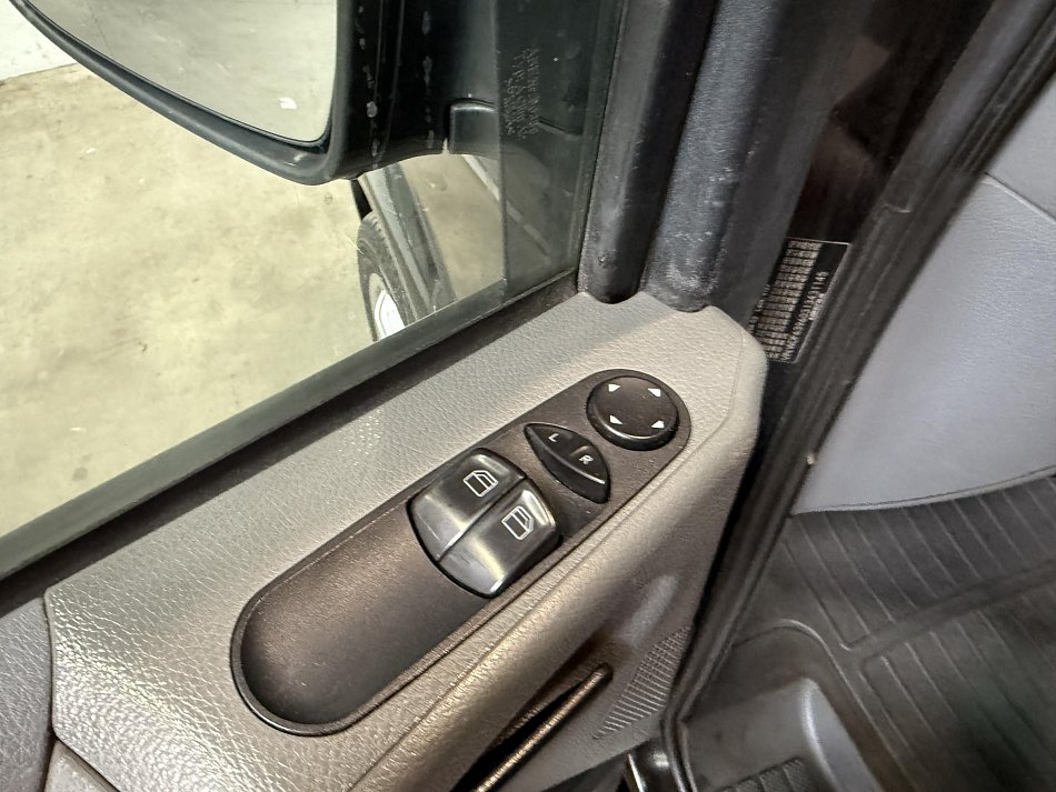 Mercedes-Benz Vito 3.0CDi  L2 5míst