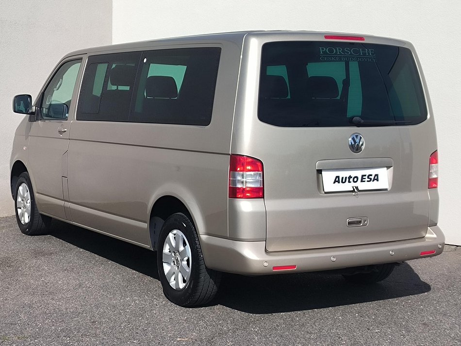 Volkswagen Caravelle 2.5TDi  L2 4x4