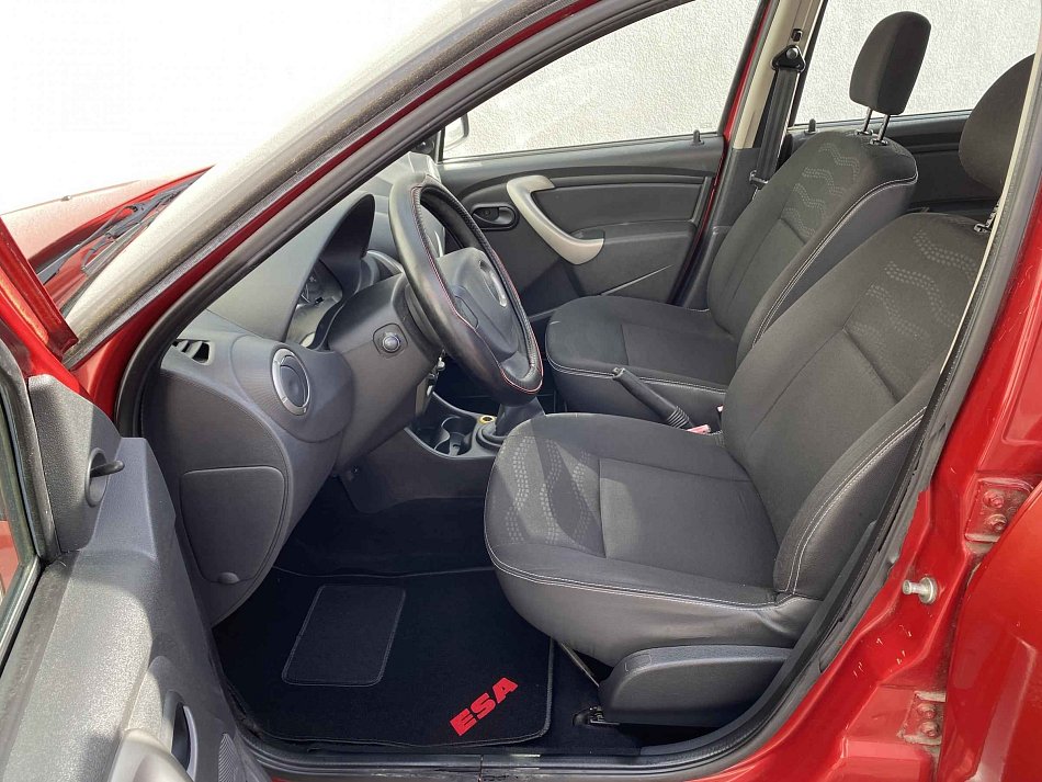 Dacia Sandero 1.6i Stepway