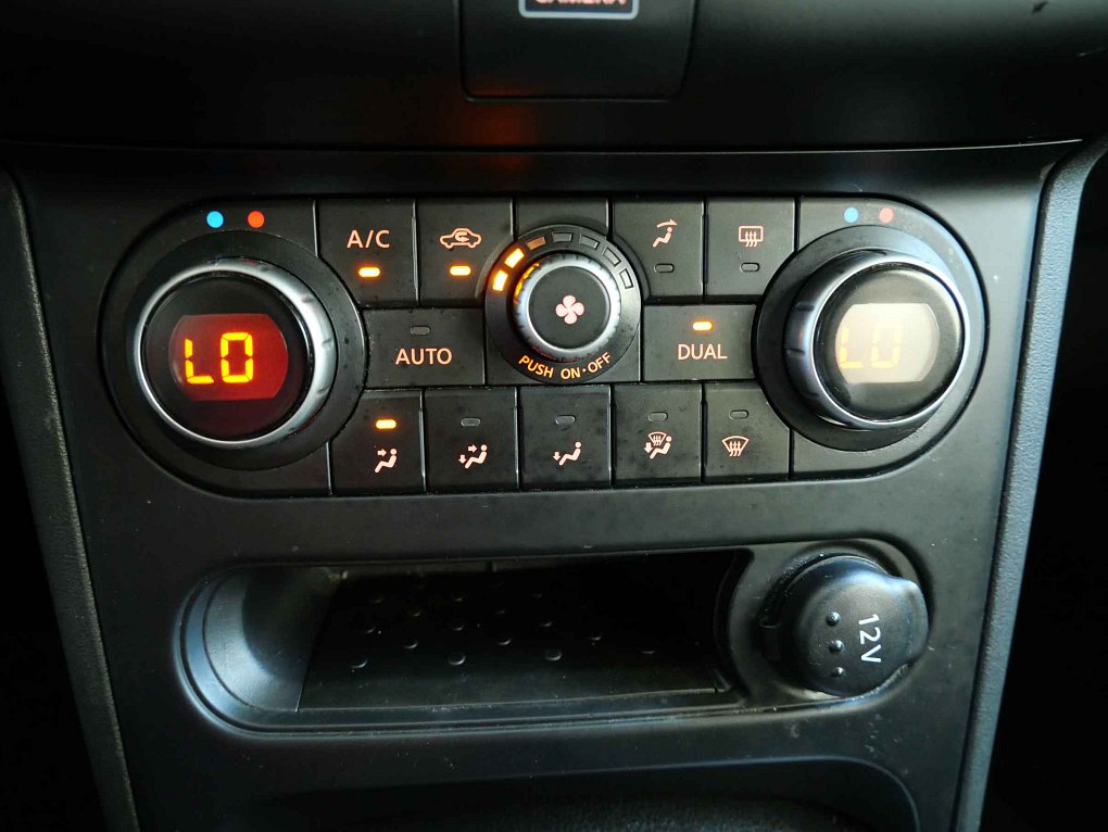Nissan Qashqai 1.6 16V 