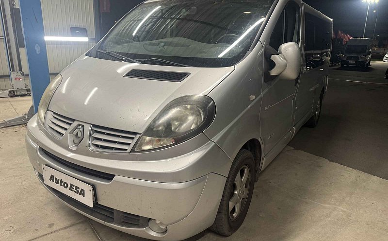 Renault Trafic 2.0dCi 