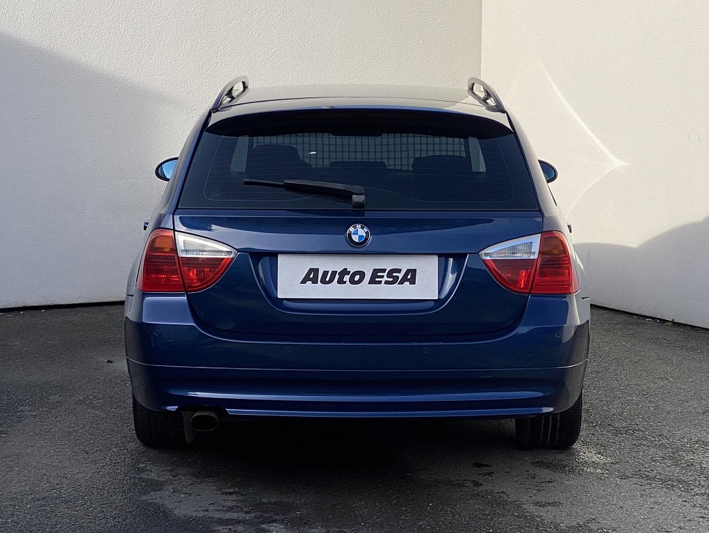 BMW Řada 3 2.0i  318i