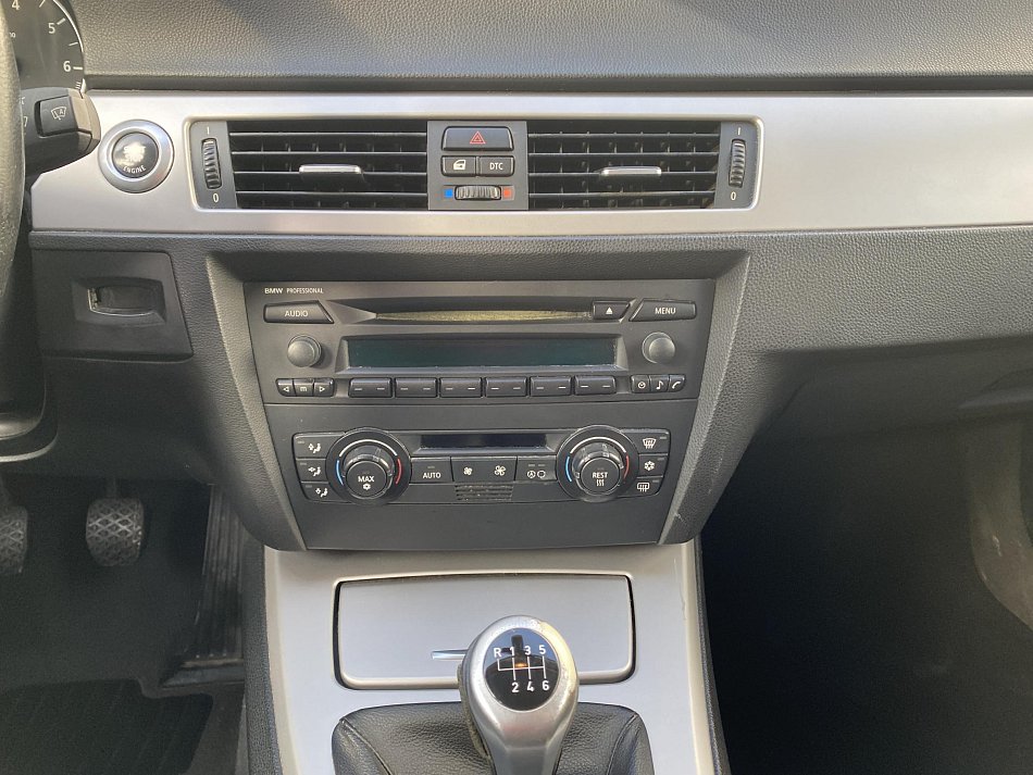 BMW Řada 3 2.0i  318i