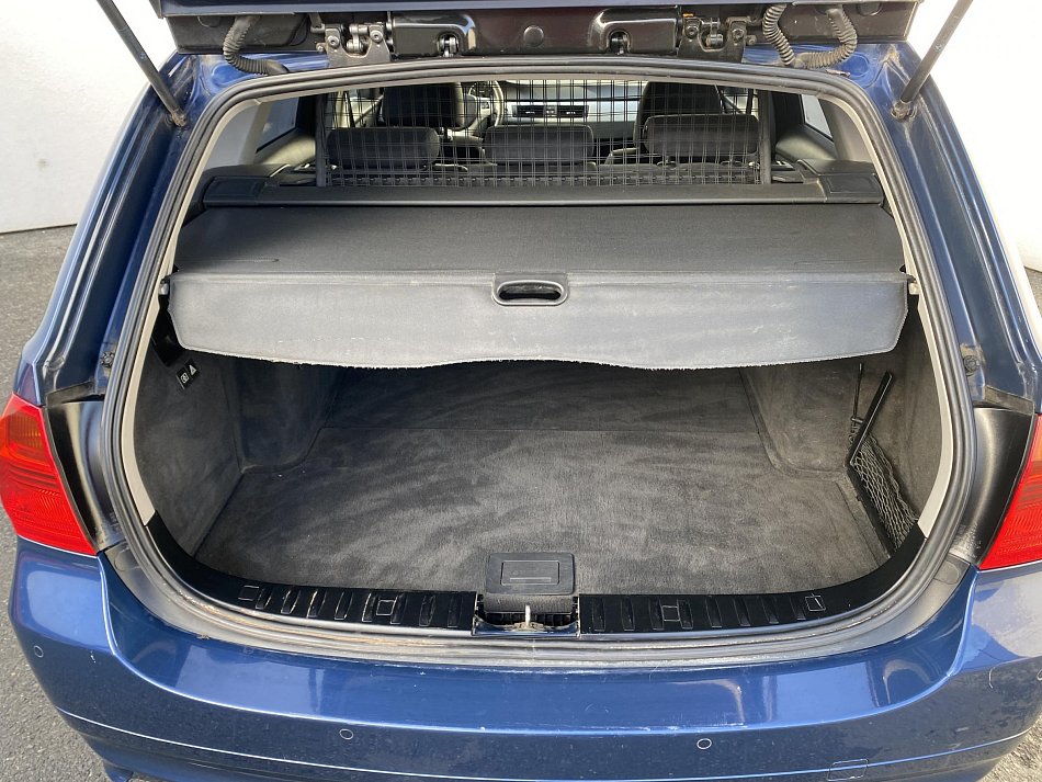 BMW Řada 3 2.0i  318i