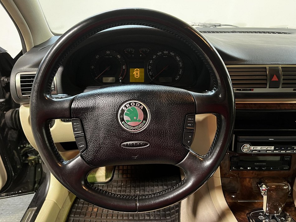 Škoda Superb 2.5 TDi Elegance