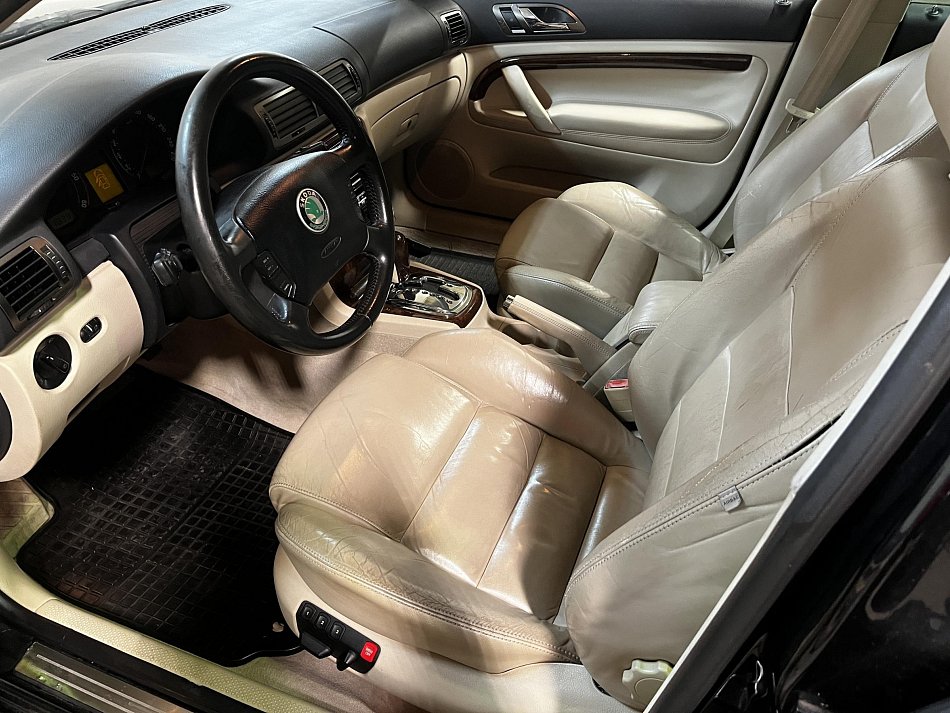 Škoda Superb 2.5 TDi Elegance