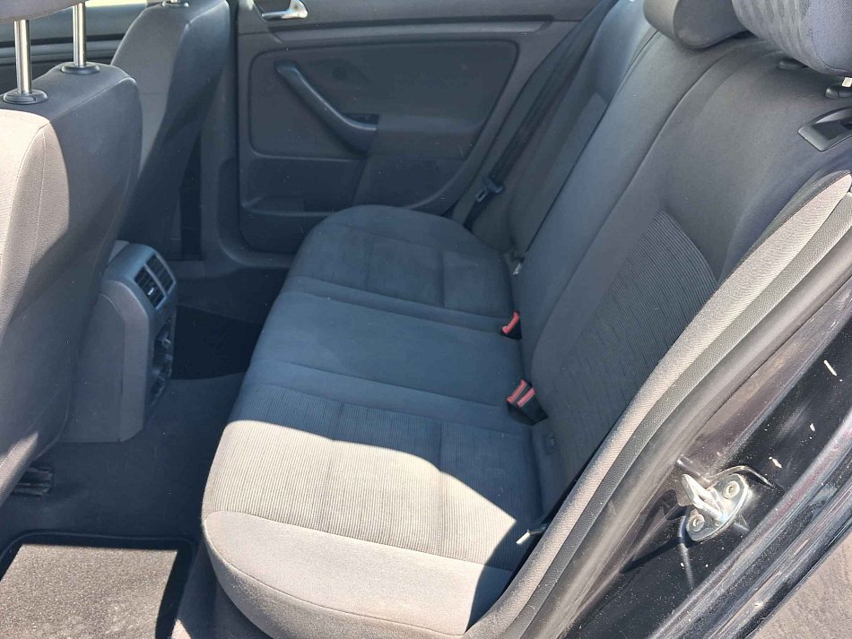 Volkswagen Golf 1.9 TDi 