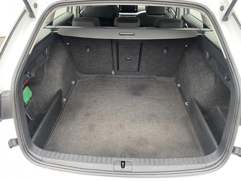 Škoda Octavia IV 2.0 TDi Ambition Plus