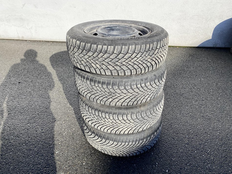 Citroën C4 1.2 PT Shine