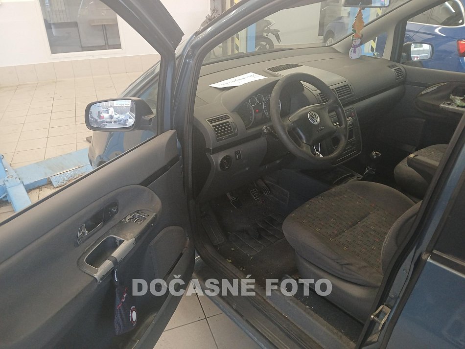 Volkswagen Sharan 1.9 TDi 